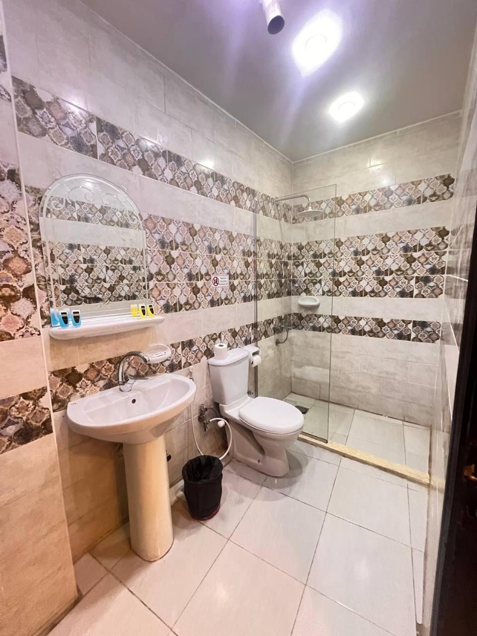 City Pyramids Inn Kafrat al Jabal Exterior foto
